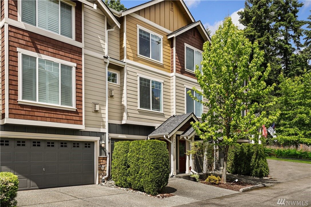 Property Photo:  2923 Belmonte Lane  WA 98201 