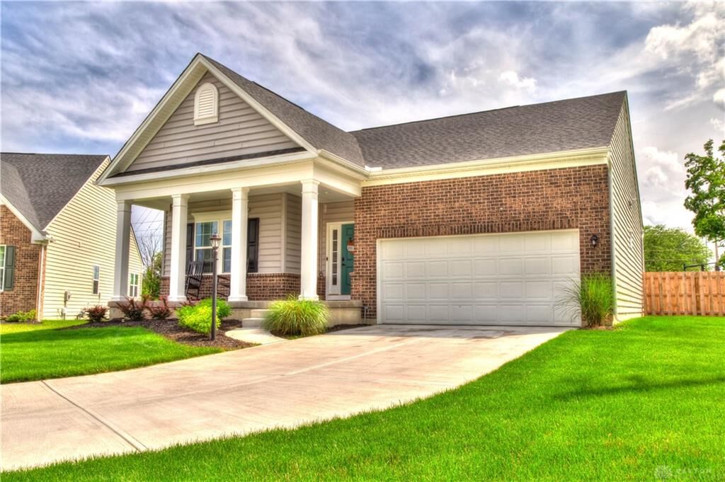 Property Photo: 7140 Bostelman Place OH 45424