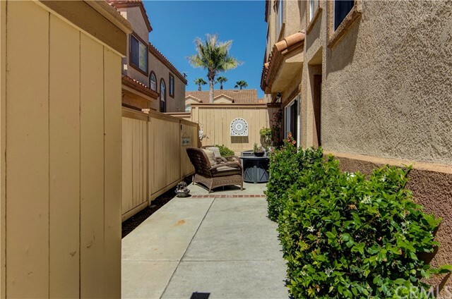 Property Photo: 18853 Milos Circle CA 92648