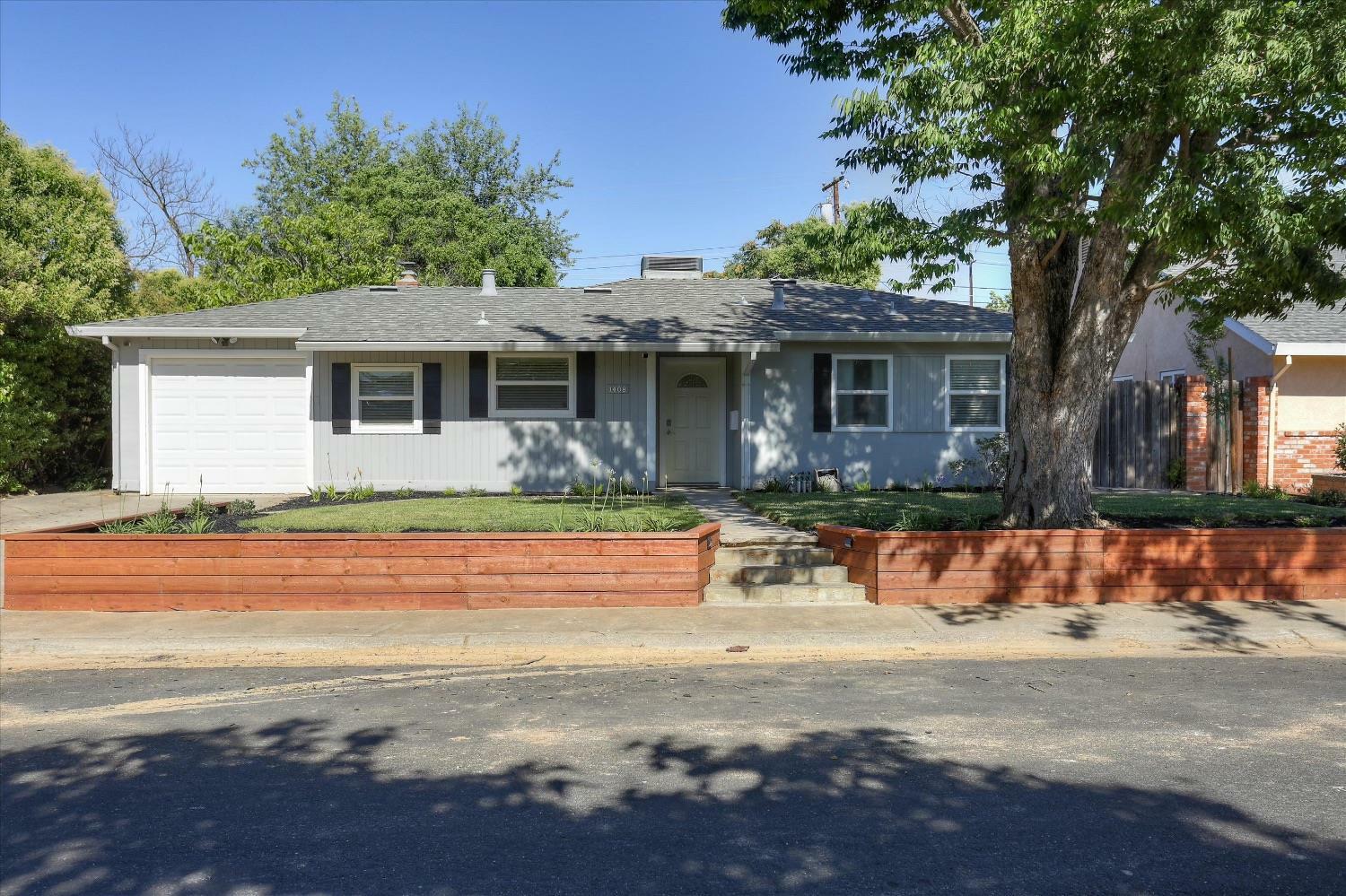 Property Photo: 1408 Wyant Way CA 95864