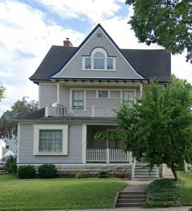 Property Photo:  1522 Main St  WI 54601 