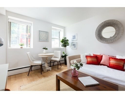 Property Photo:  4 Arlington Street 9  MA 02140 