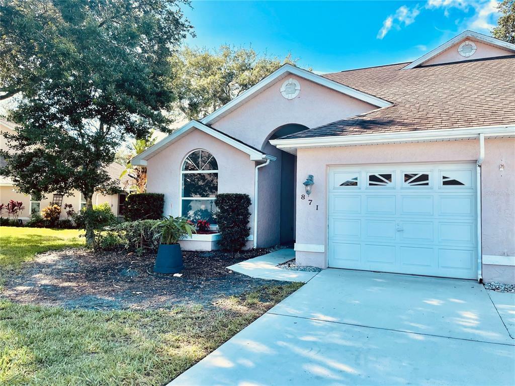 Property Photo:  871 Bayport Circle  FL 34292 