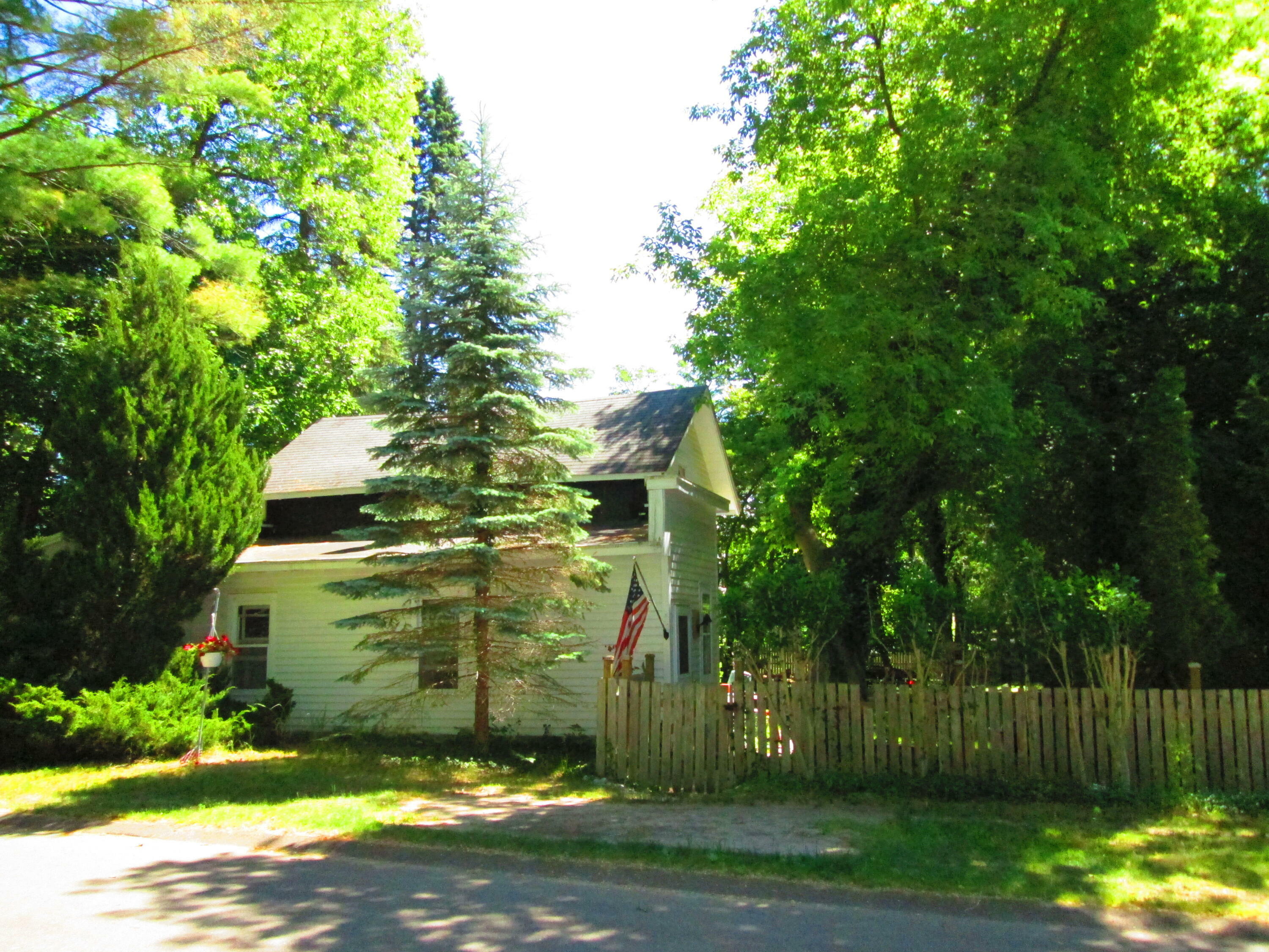 Property Photo: 91 W Park Street MI 49449