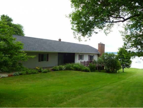 Property Photo:  3 Spaulding Bay Court  VT 05446 