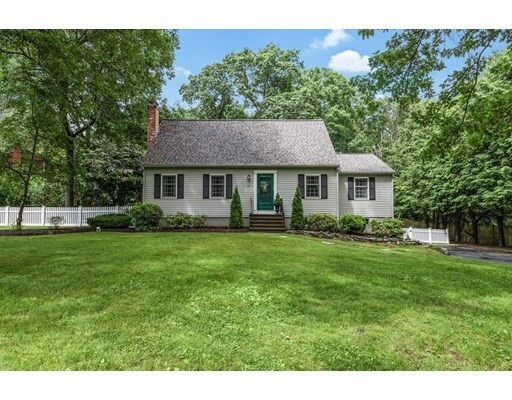 Property Photo:  41 Evergreen Way  MA 02052 