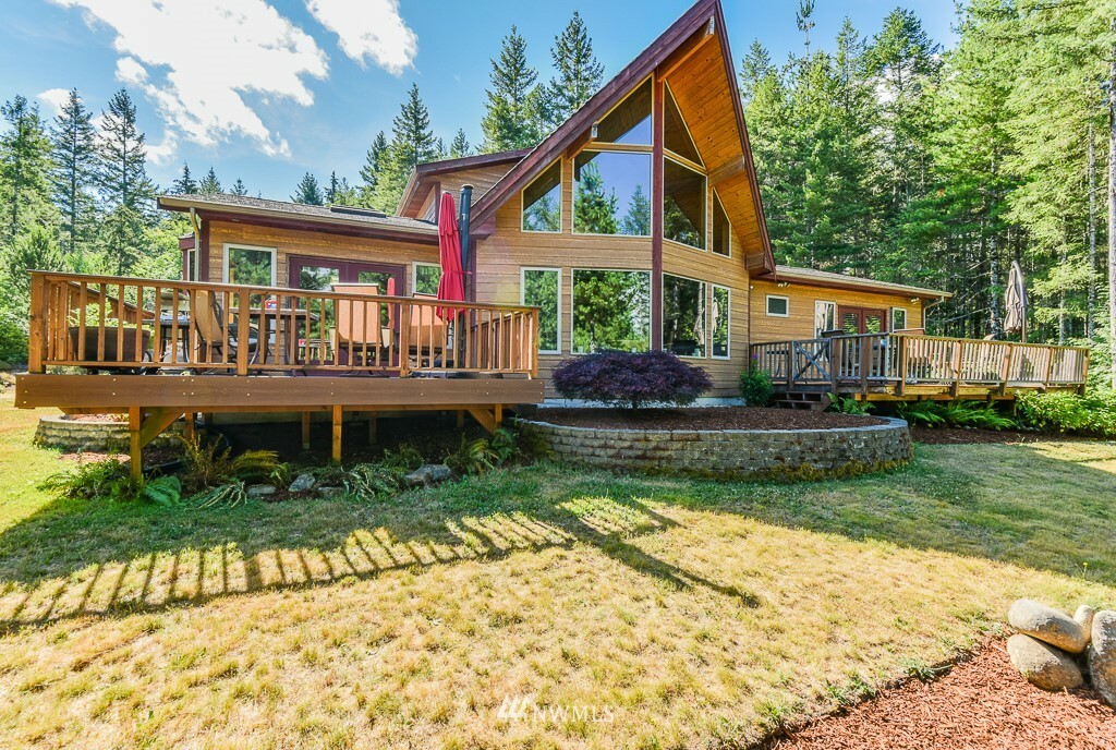 Property Photo:  664 Raptor Lane NW  WA 98380 