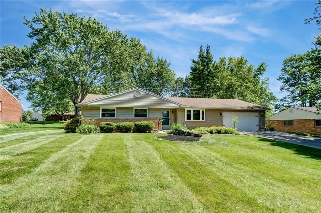 Property Photo: 3008 E Rahn Road OH 45440