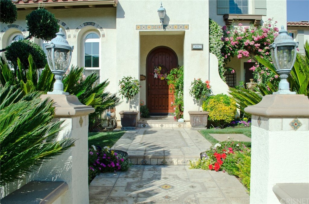 Property Photo:  26912 Boulder Crest Drive  CA 91381 