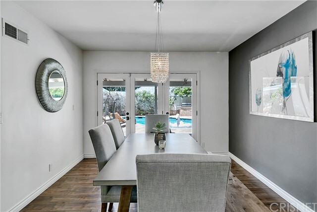 Property Photo:  23861 Califa Street  CA 91367 