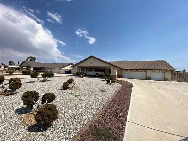 Property Photo:  14811 Dos Palmas Road  CA 92392 