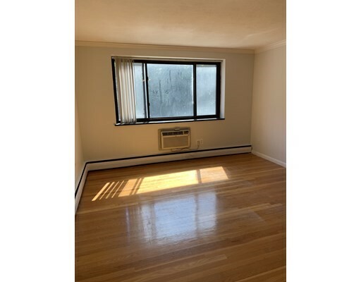 Property Photo: 197 Kent St 17 MA 02446