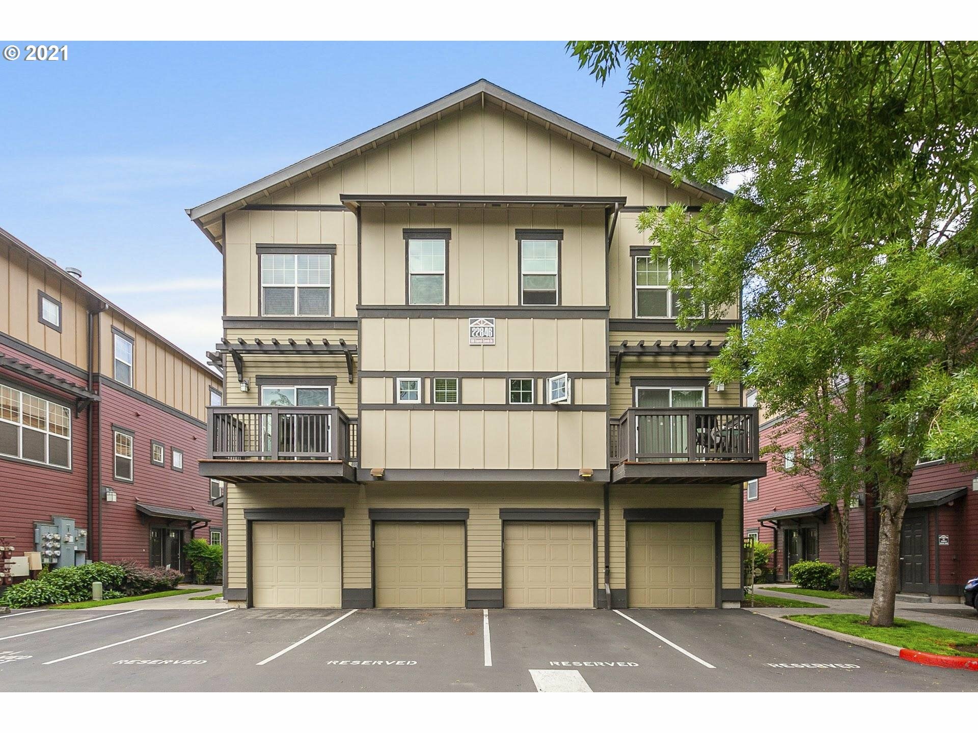 Property Photo:  22846 SW Forest Creek Dr 202  OR 97140 