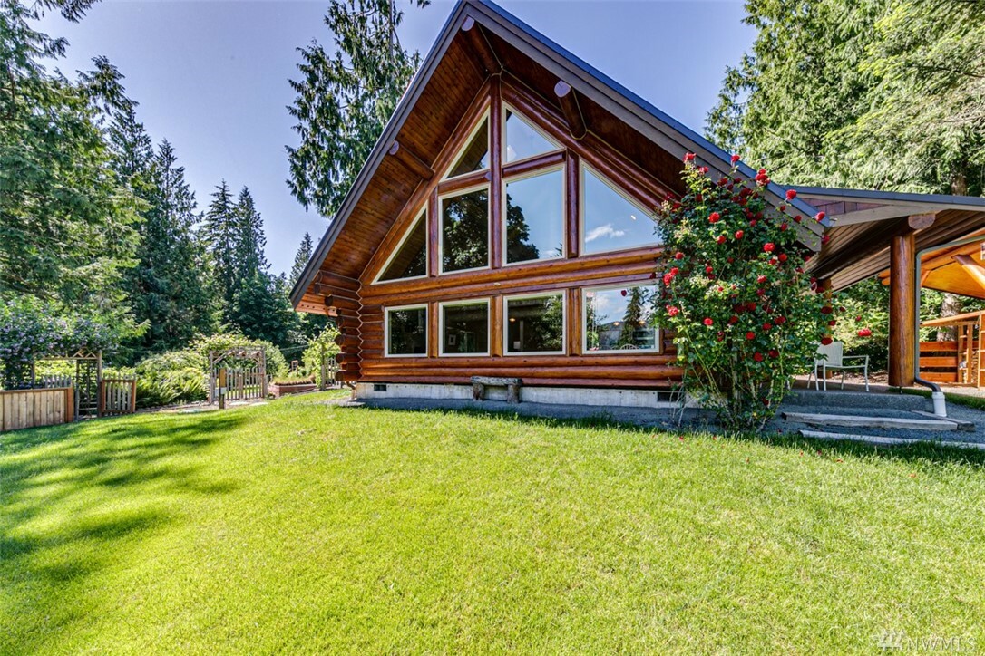 Property Photo:  70 Grouse Ridge Rd  WA 98363 