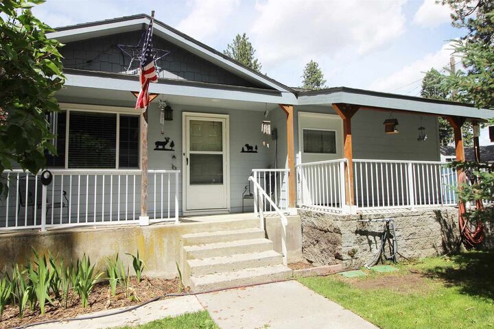 1827 E 15th Ave  Spokane WA 99203 photo