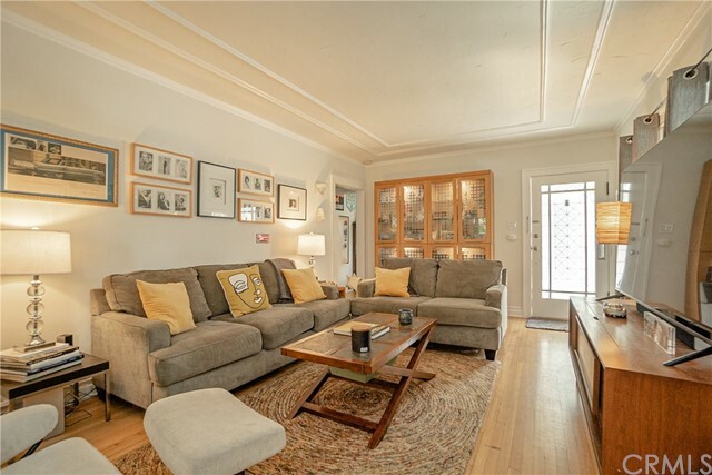 Property Photo: 229 Euclid Avenue CA 90803