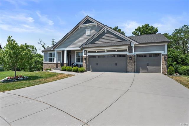Property Photo: 11 Creekshire Court 63385