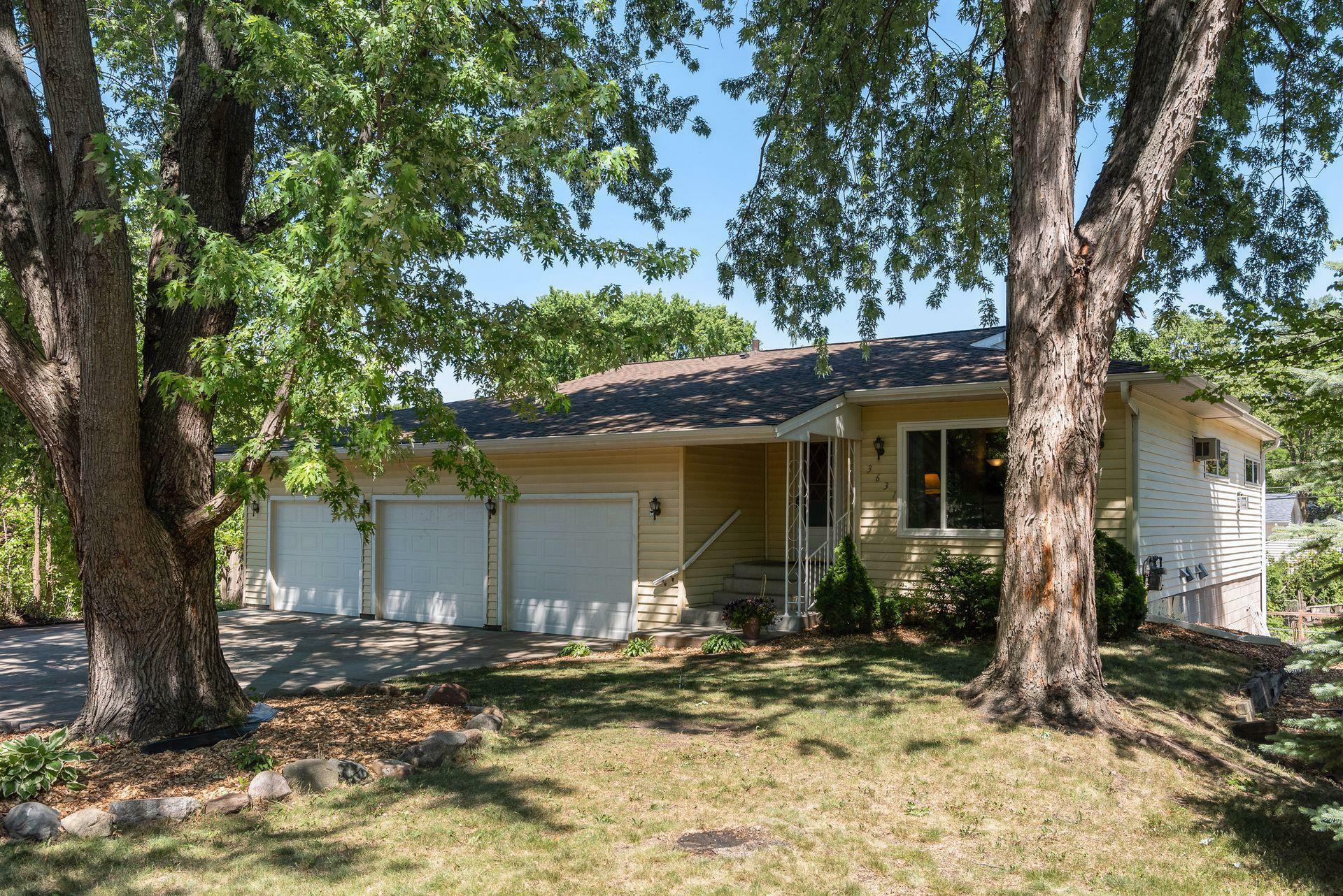 Property Photo:  3631 Harding Street NE  MN 55418 