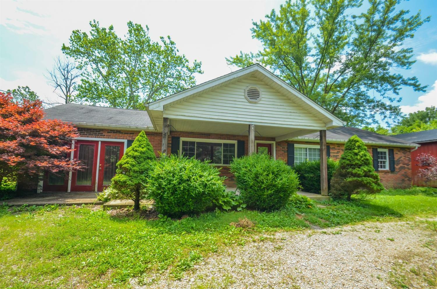 Property Photo: 3433 Smyrna Rd OH 45120
