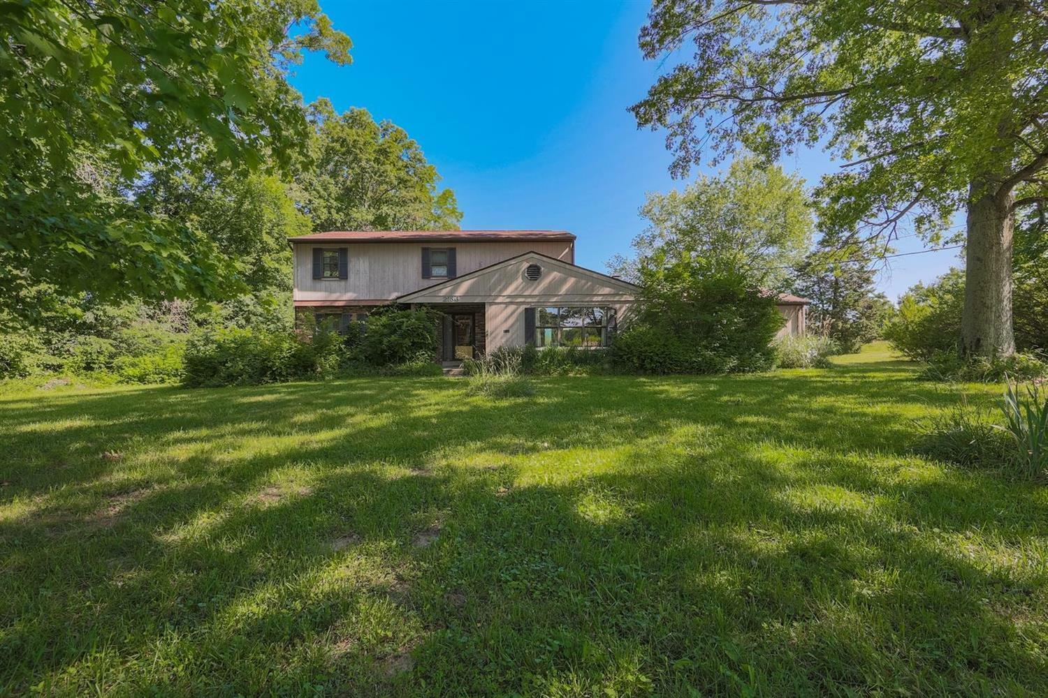 Property Photo: 2186 Franklin Laurel Rd OH 45157