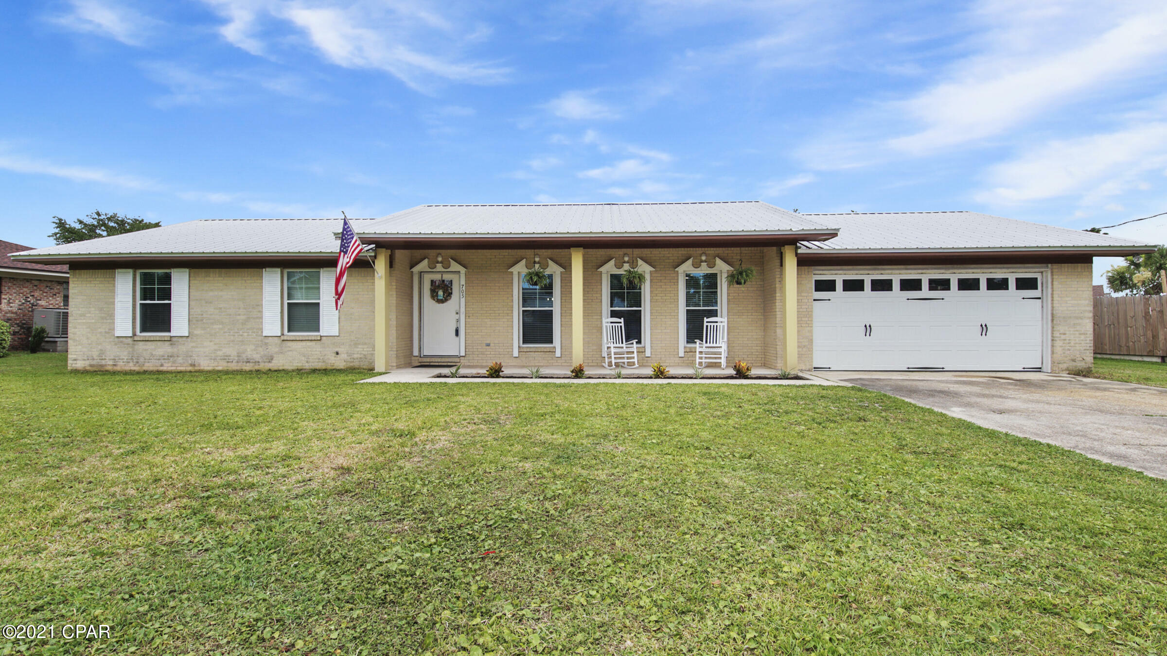 Property Photo: 705 W 8th Street Circle FL 32444