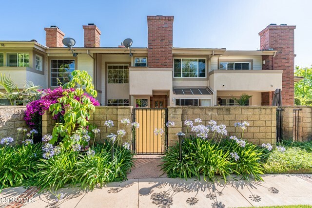 Property Photo:  159 Greenmeadow Drive  CA 91320 