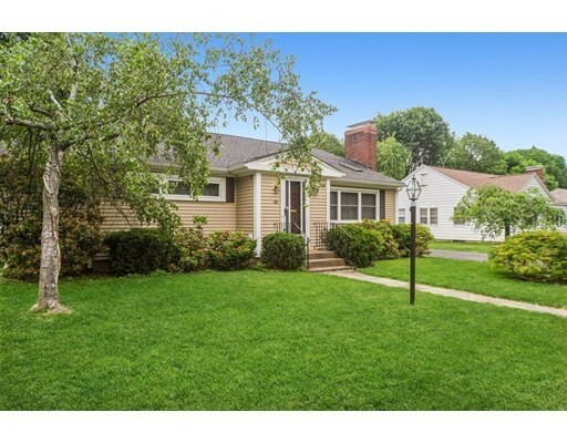 Property Photo:  40 Kinnicutt Road  MA 01602 