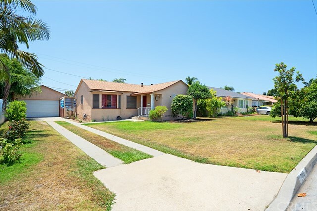 Property Photo:  7862 Kingbee Street  CA 90242 