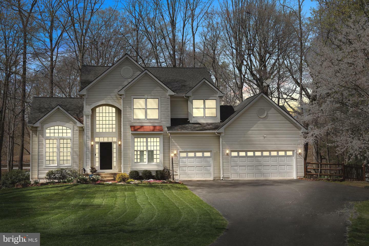 Property Photo: 12436 Silent Wolf Drive VA 20112