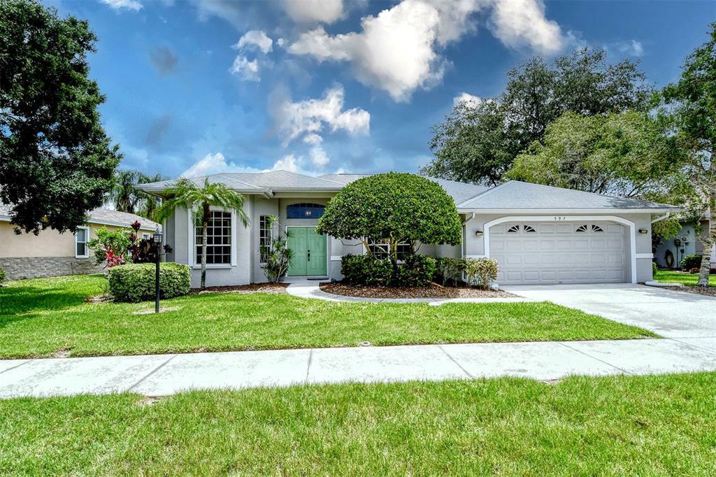 Property Photo:  597 Oak River Court  FL 34229 