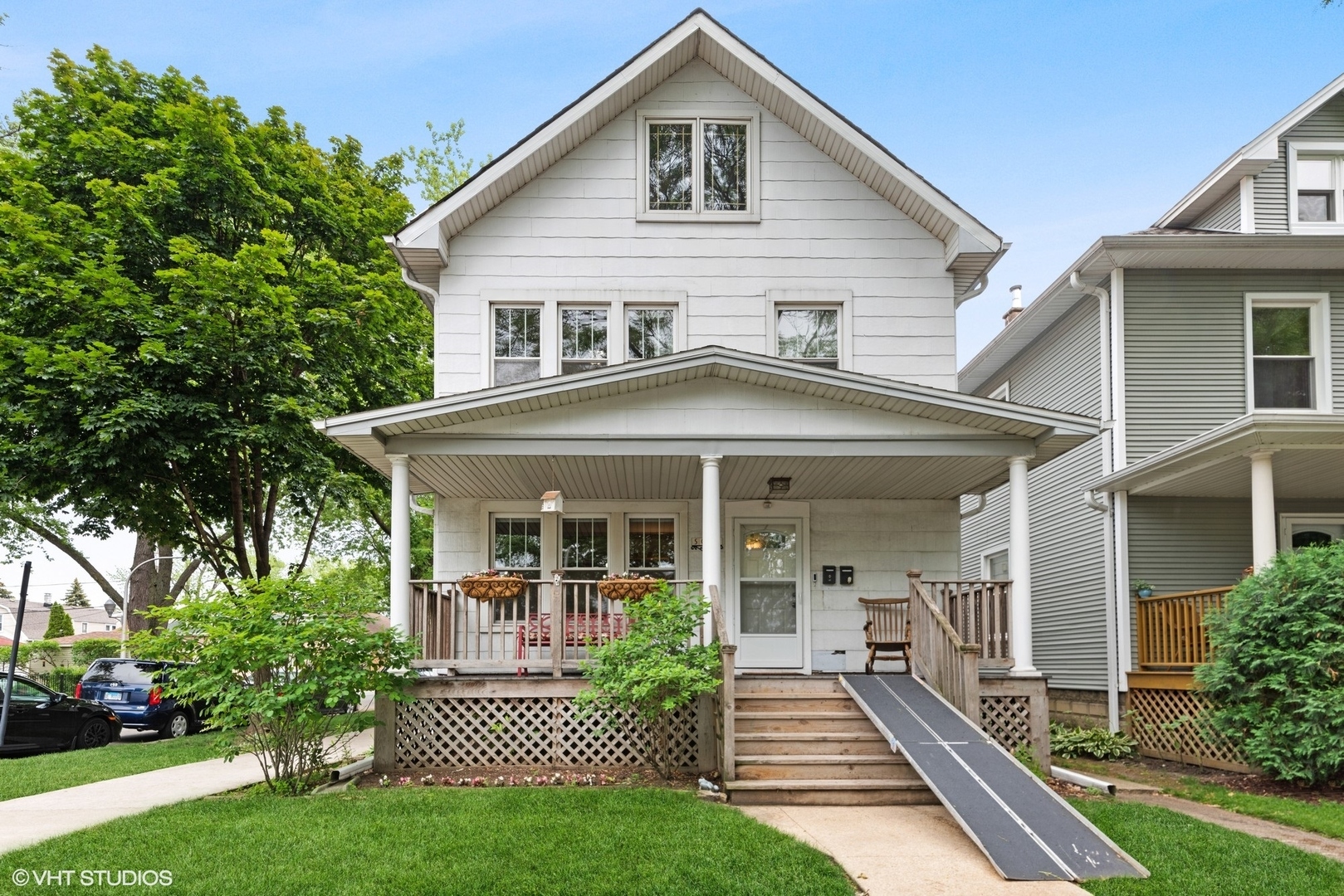 Property Photo: 5071 N Kolmar Avenue IL 60630