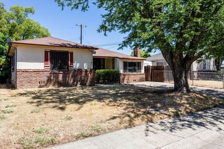 5917 60th Street  Sacramento CA 95824 photo