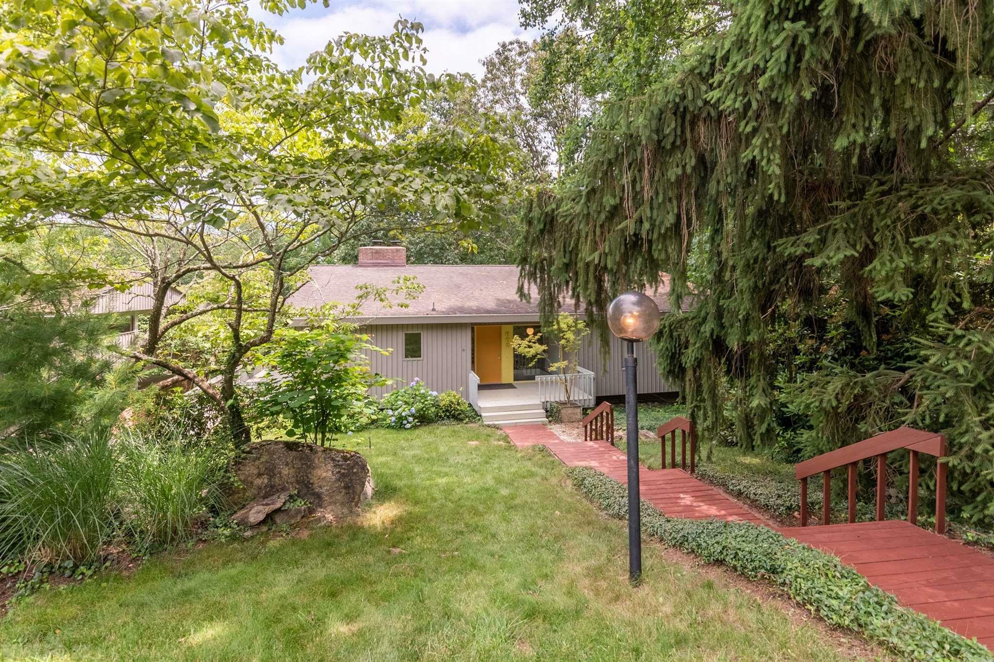 Property Photo:  602 Landsdowne Drive  VA 24060 