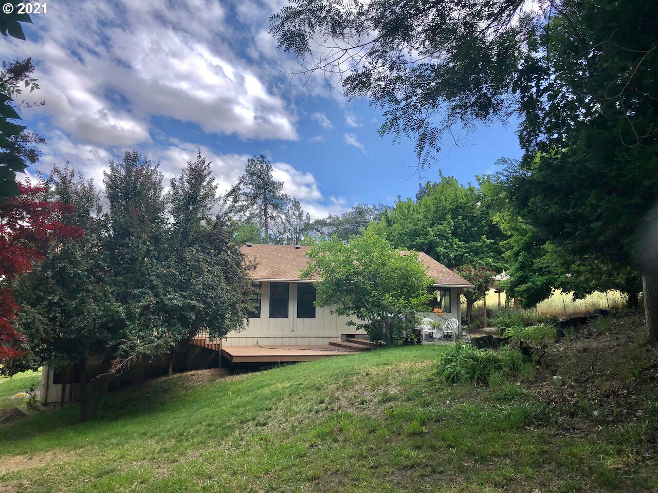 Home for sale in The Dalles 2214 W 10th St, The Dalles, OR 97058