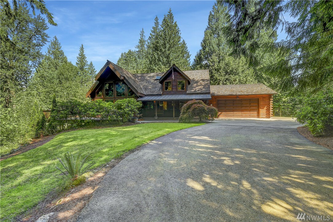 Property Photo:  20816 SE 222nd St  WA 98038 