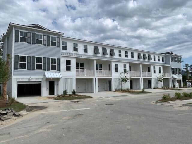 Property Photo:  806 Kings Oak Court Unit #6  SC 29492 