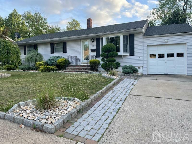Property Photo:  10 Caroline Drive  NJ 08882 