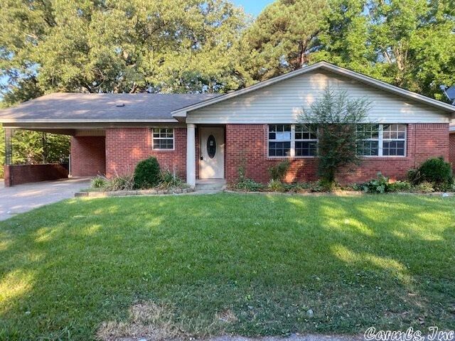 Property Photo:  409 S Ash Street Palarm Creek  AR 72034 