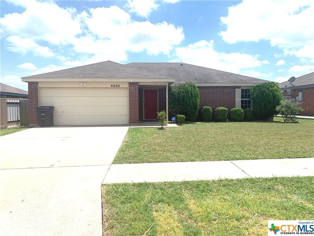 Property Photo: 4604 Lloyd Drive TX 76549