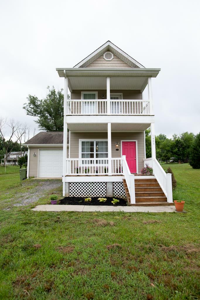 Property Photo:  1603 High Street  VA 23901 