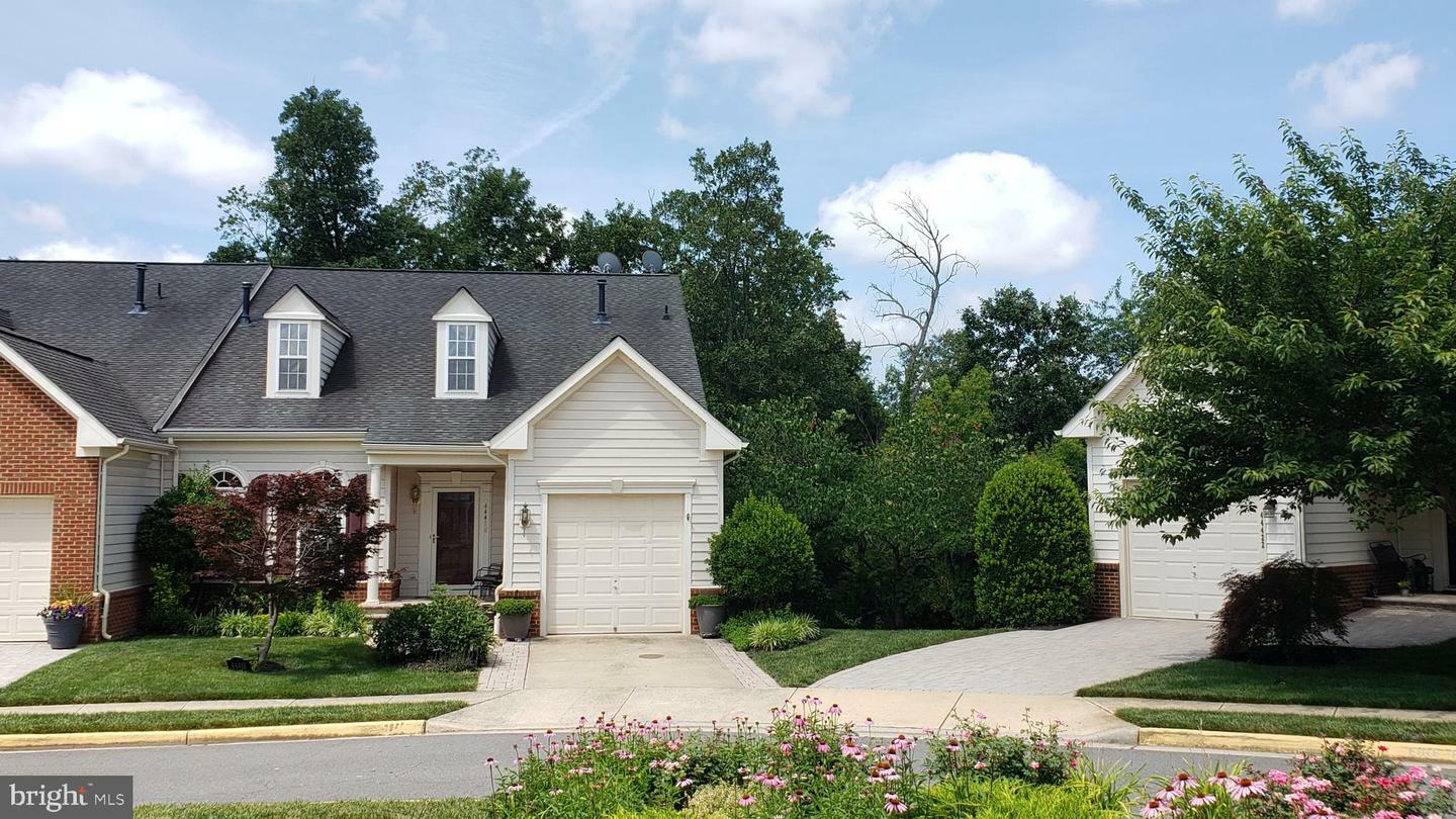 Property Photo:  44418 Livonia Terrace  VA 20147 