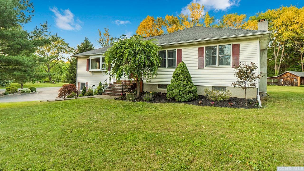 Property Photo:  379 Route 199  NY 12571 