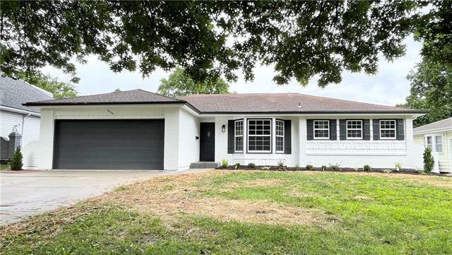 Property Photo: 9509 Connell Drive KS 66212