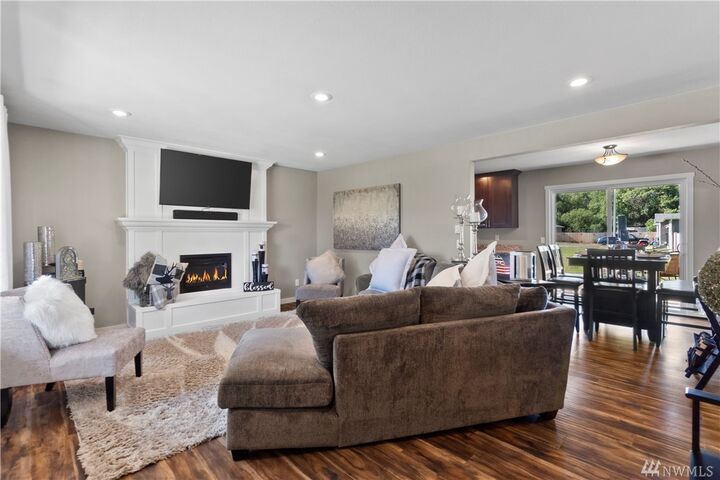 Property Photo:  1712 W Martin St  WA 98541 