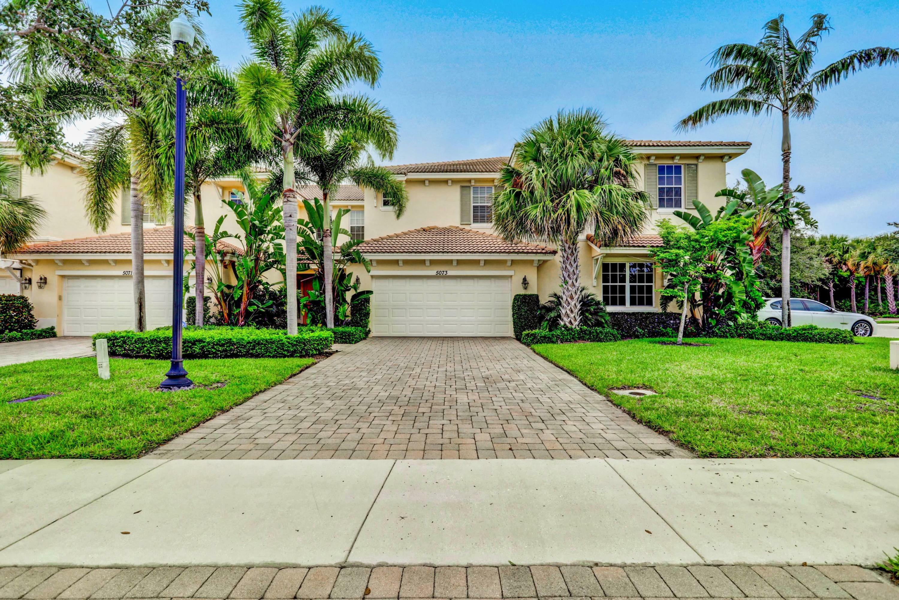 Property Photo:  5073 Dulce Court  FL 33418 