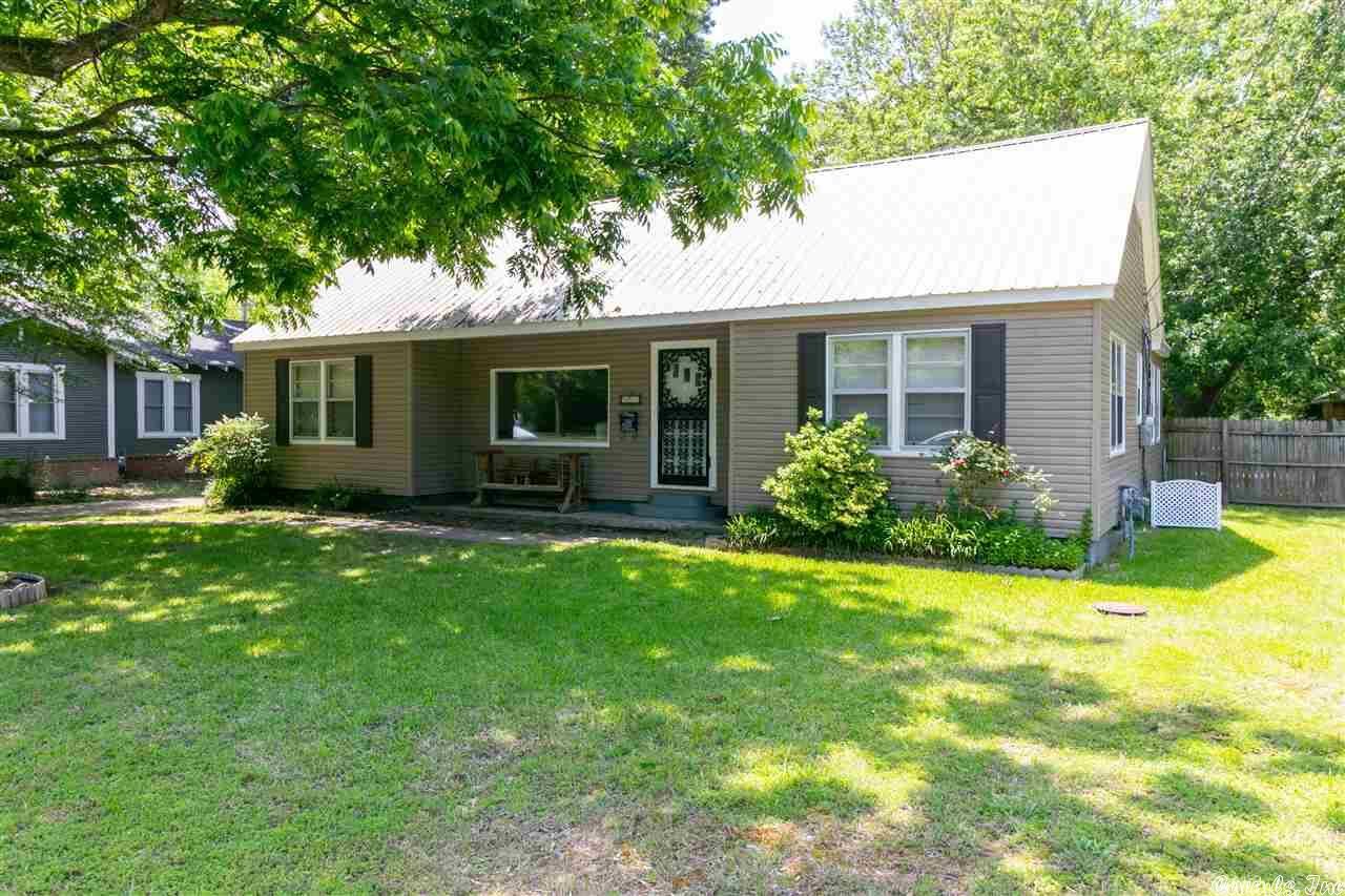 Property Photo:  559 Watkins Street  AR 72034 