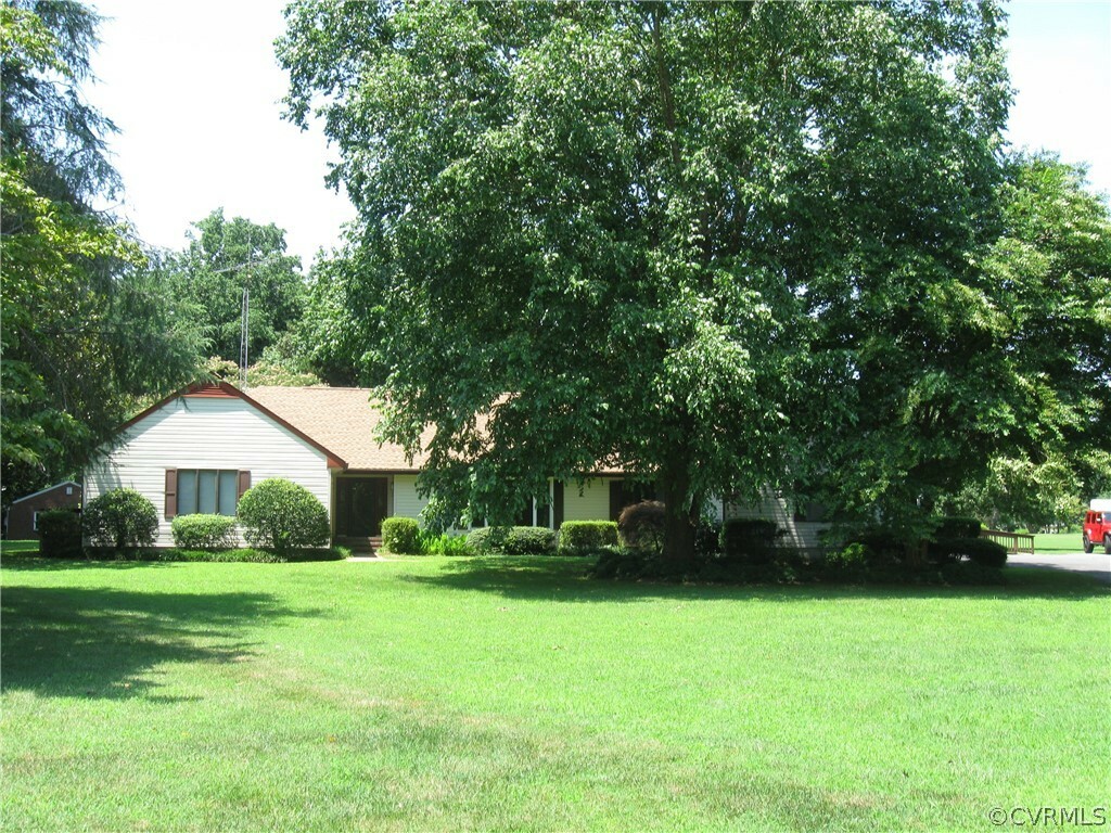 Property Photo:  458 Keith Avenue  VA 22482 