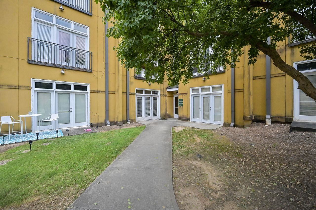 Property Photo: 502 Pryor Street SW 111 GA 30312