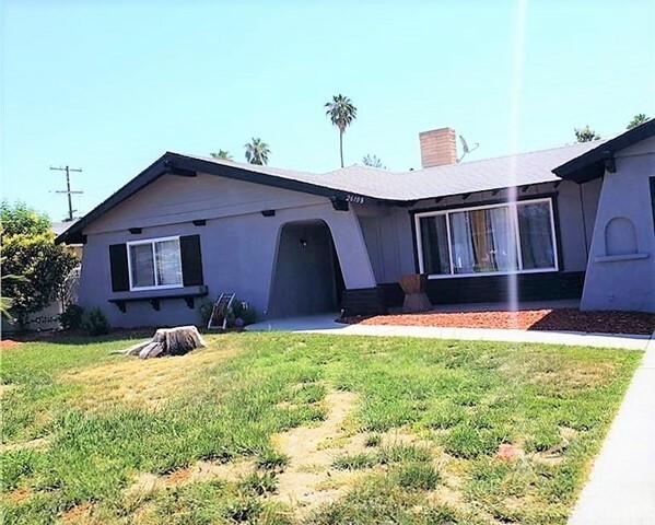 Property Photo:  26108 Stardust Street  CA 92544 