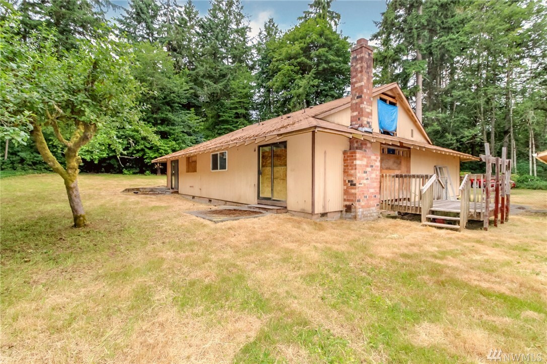 Property Photo:  5415 38th Ave NW  WA 98335 